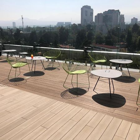 墨西哥城 Galeria Plaza San Jeronimo酒店 外观 照片 Rooftop bar at the hotel