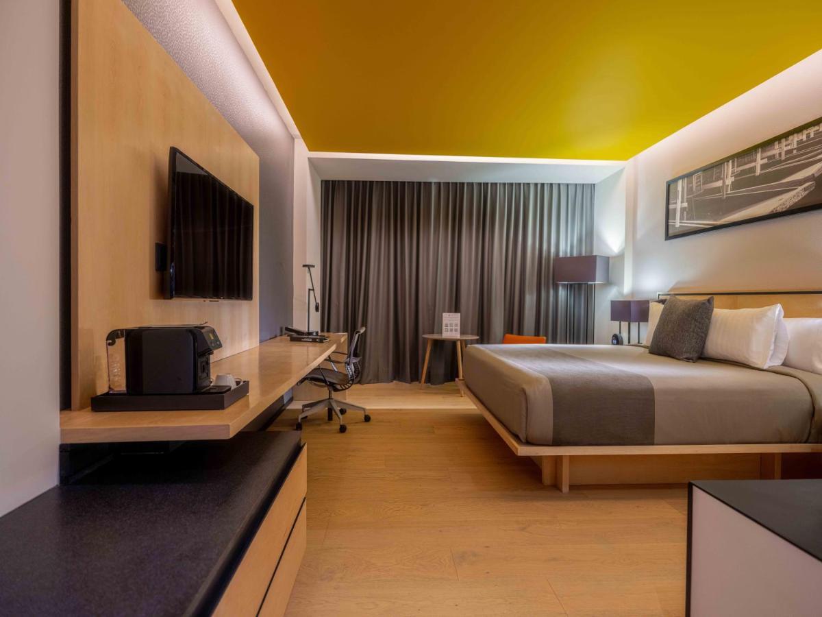 墨西哥城 Galeria Plaza San Jeronimo酒店 外观 照片 A room at the hotel