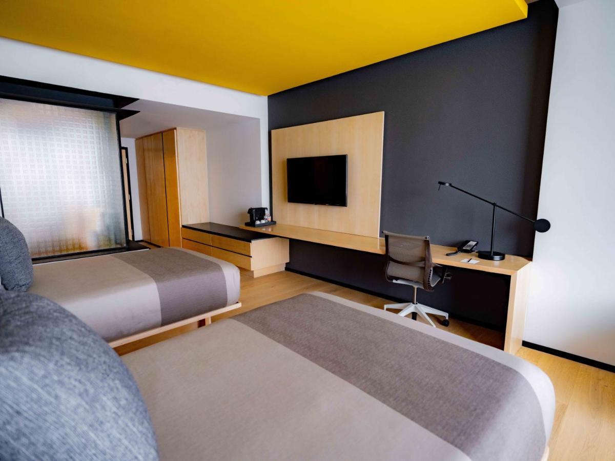 墨西哥城 Galeria Plaza San Jeronimo酒店 外观 照片 A room at the hotel