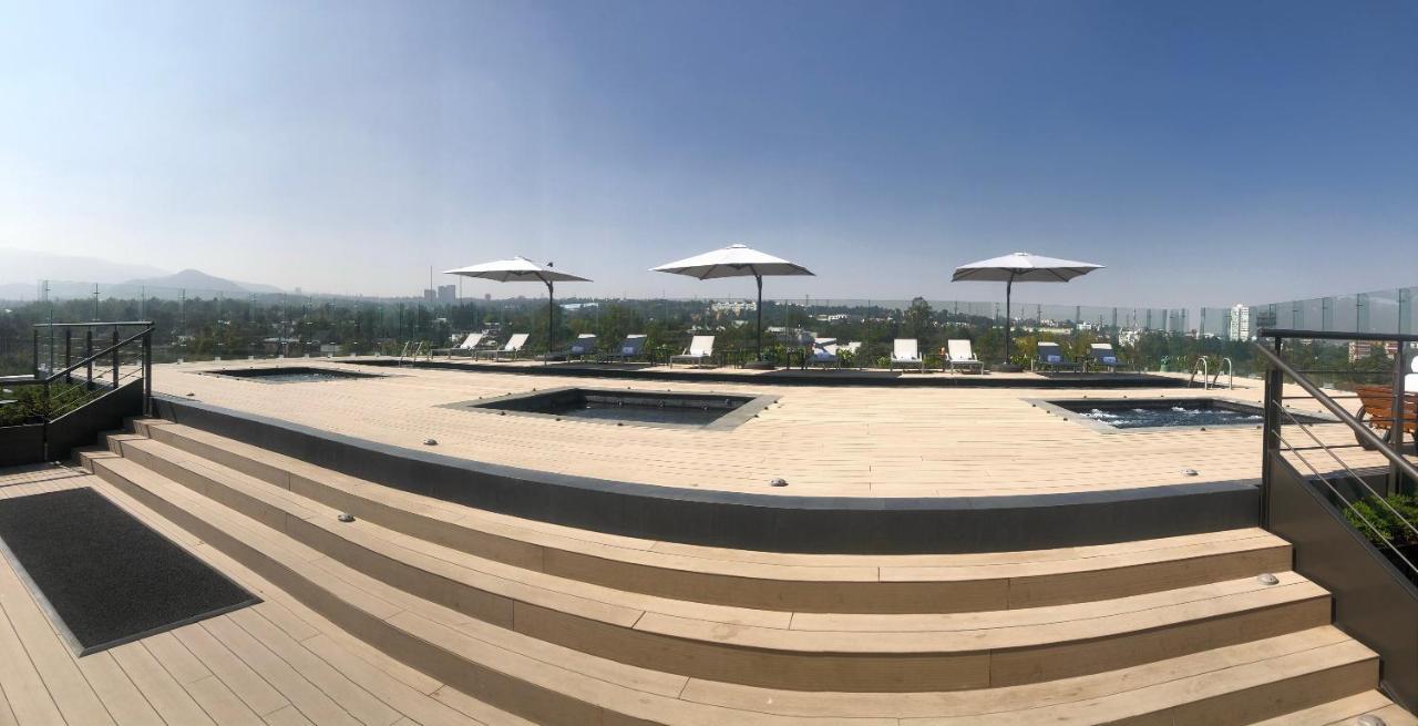 墨西哥城 Galeria Plaza San Jeronimo酒店 外观 照片 The rooftop of the building